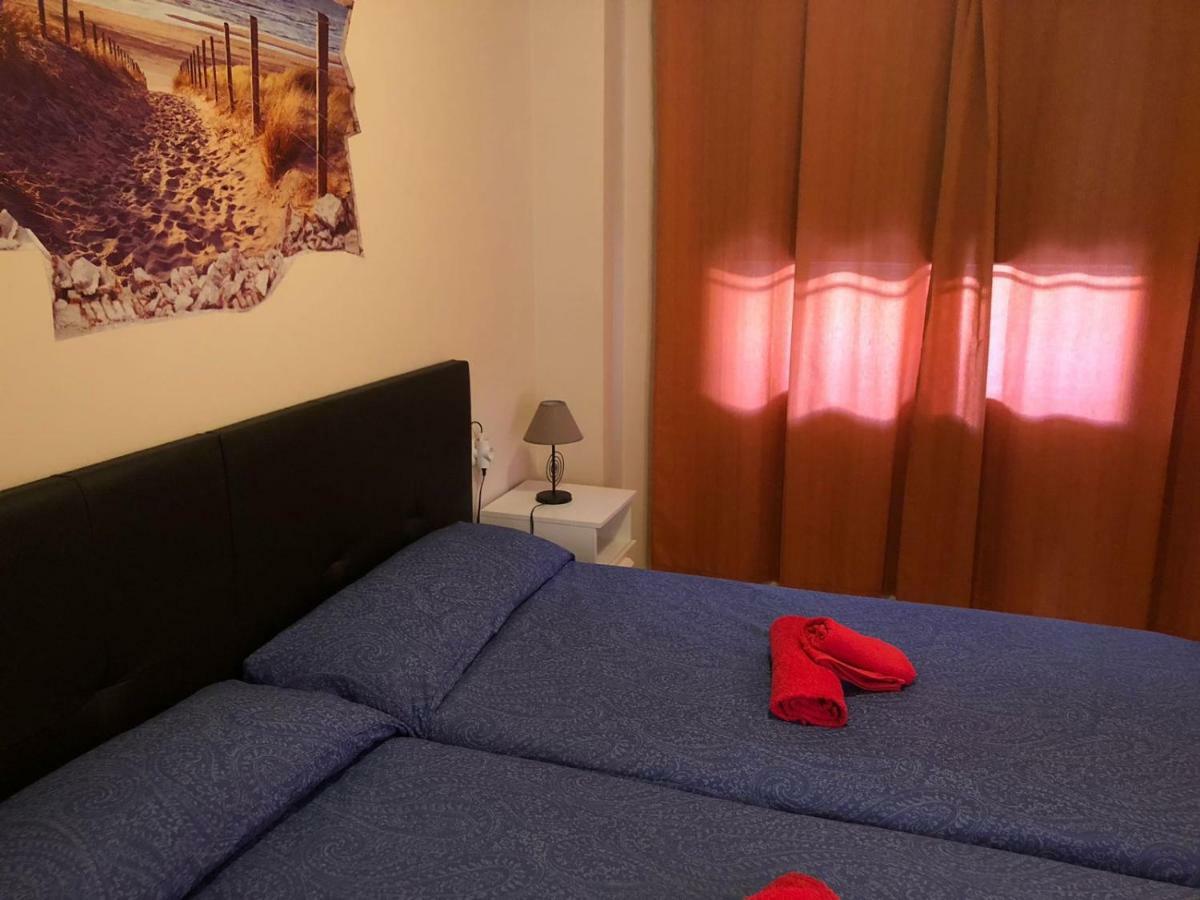 קוסטה קלמה Apartamento Playa Paraiso מראה חיצוני תמונה