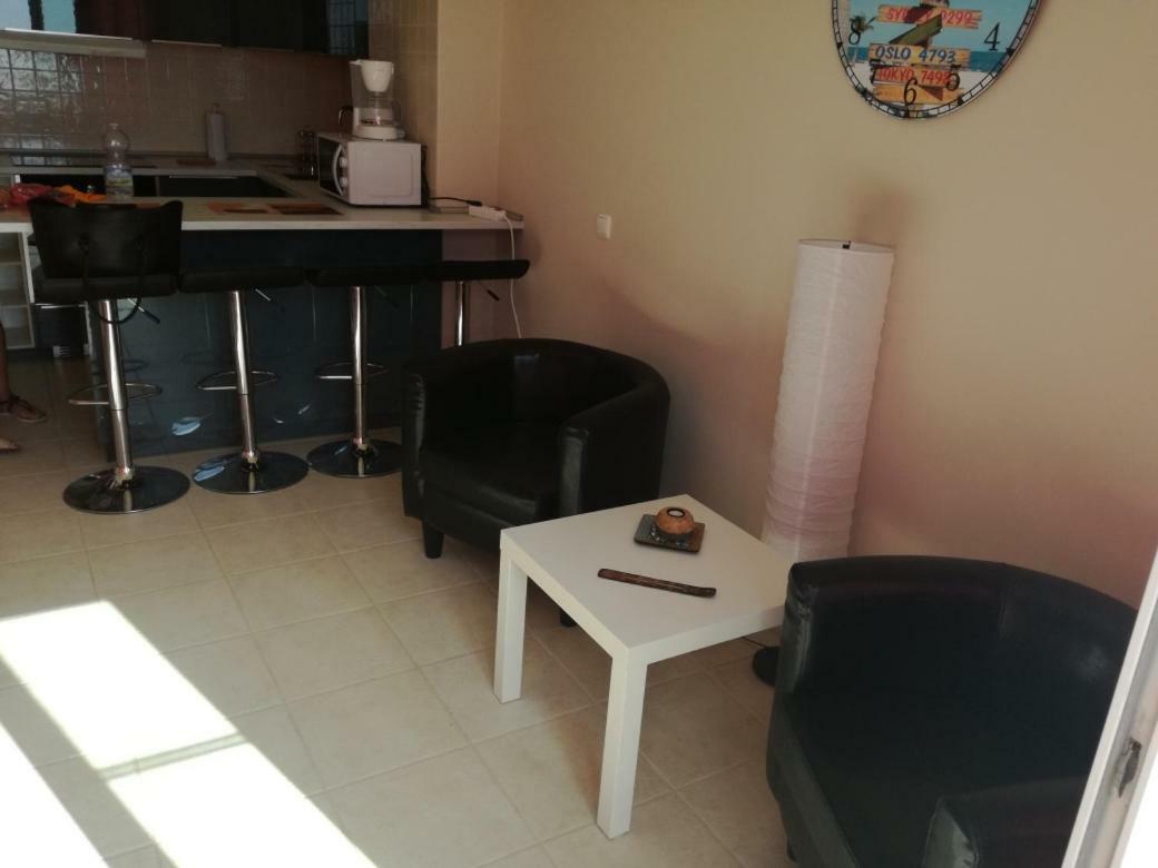 קוסטה קלמה Apartamento Playa Paraiso מראה חיצוני תמונה